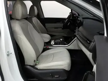 2021 Kia Carnival с пробегом 76 550 км