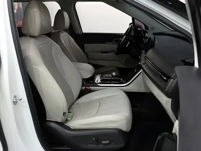 2021 Kia Carnival с пробегом 76 550 км