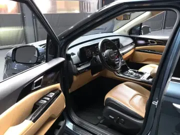 2021 Kia Carnival с пробегом 83 443 км