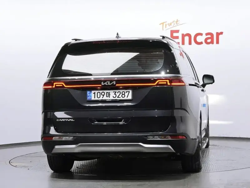 2021 Kia Carnival с пробегом 38 488 км