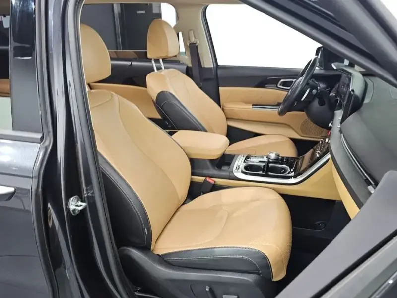 2021 Kia Carnival с пробегом 38 488 км