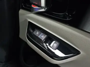2021 Kia Carnival с пробегом 92 001 км