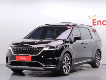 2023 Kia Carnival с пробегом 66 824 км