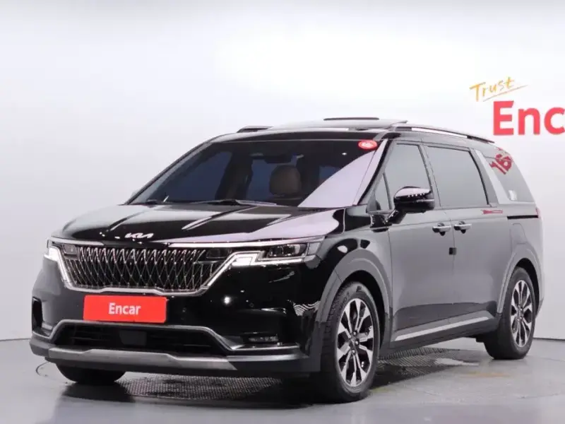2023 Kia Carnival с пробегом 66 824 км