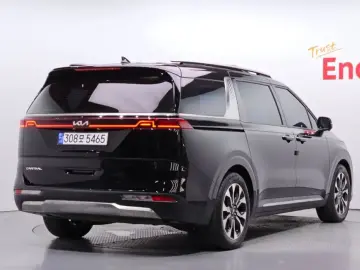 2023 Kia Carnival с пробегом 66 824 км