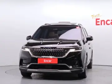 2023 Kia Carnival с пробегом 66 824 км