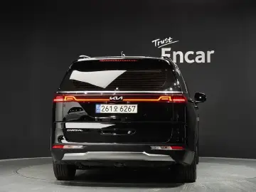 2023 Kia Carnival с пробегом 48 007 км
