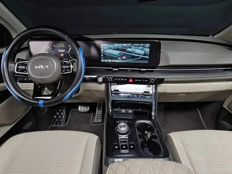 2023 Kia Carnival с пробегом 48 007 км