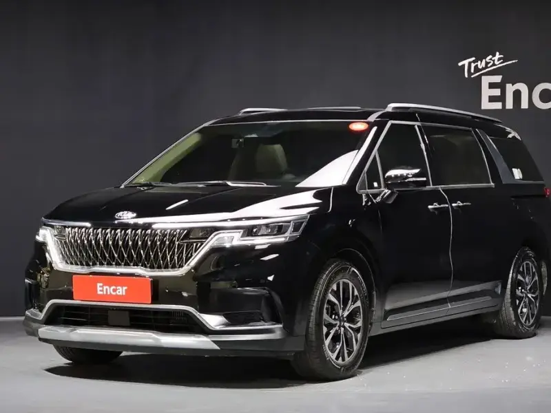 2021 Kia Carnival с пробегом 30 453 км