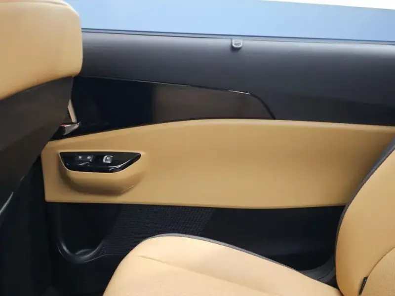 2023 Kia Carnival с пробегом 66 824 км
