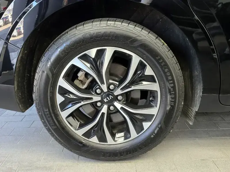 2021 Kia Carnival с пробегом 30 453 км