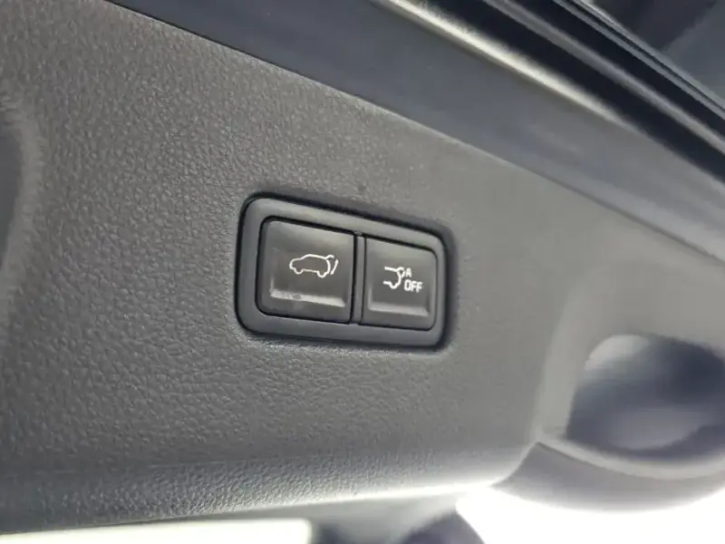 2023 Kia Carnival с пробегом 66 824 км
