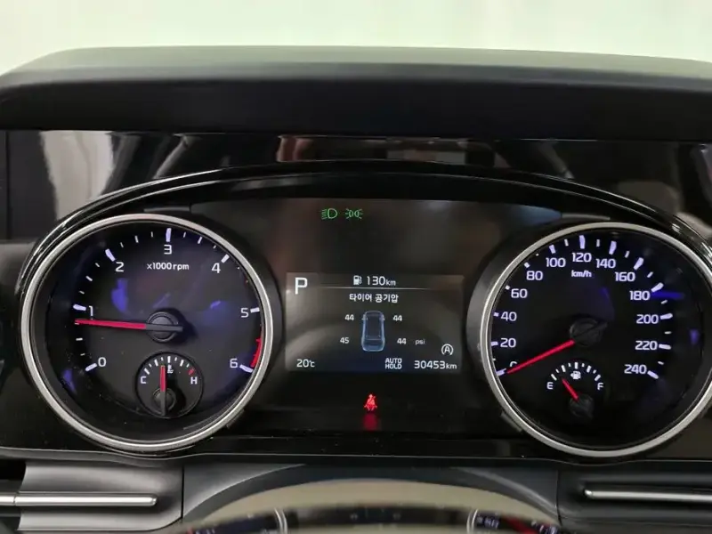 2021 Kia Carnival с пробегом 30 453 км
