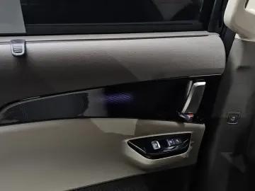 2023 Kia Carnival с пробегом 48 007 км