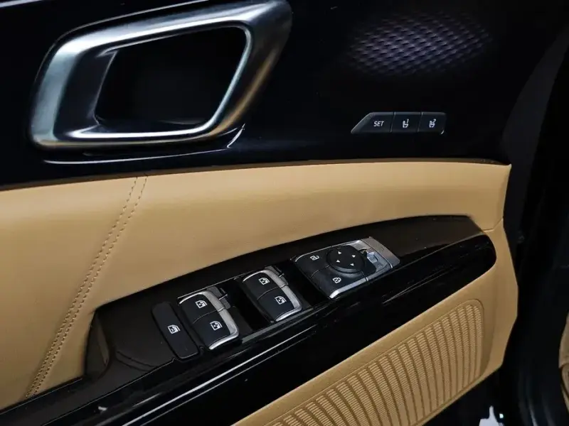 2021 Kia Carnival с пробегом 68 101 км