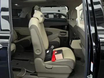 2021 Kia Carnival с пробегом 30 453 км