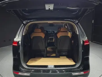 2021 Kia Carnival с пробегом 68 101 км