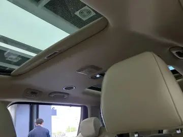 2021 Kia Carnival с пробегом 30 453 км