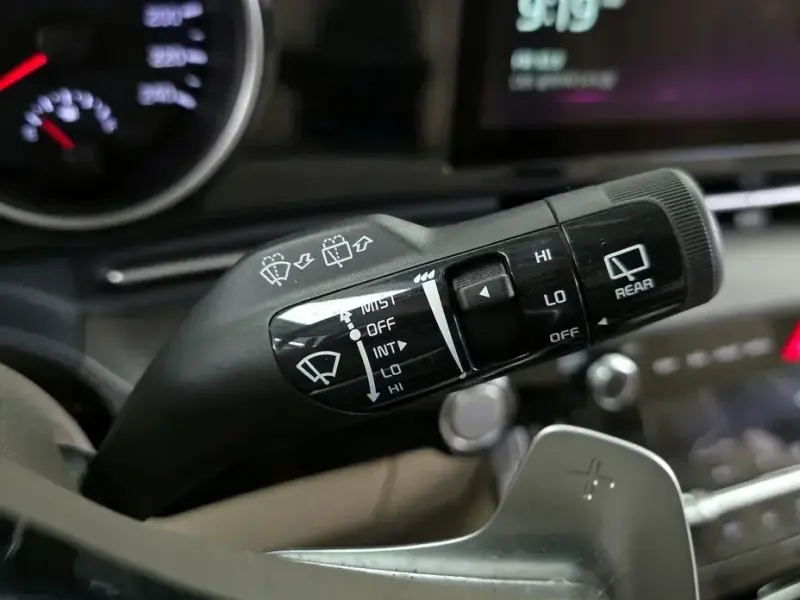 2021 Kia Carnival с пробегом 30 453 км
