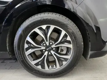 2021 Kia Carnival с пробегом 30 453 км