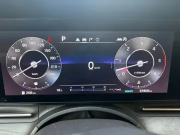 2023 Kia Carnival с пробегом 37 459 км