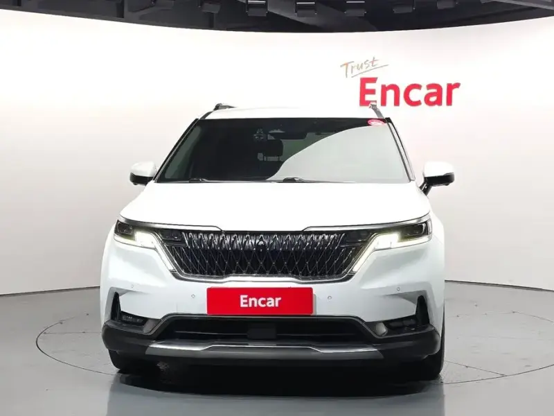 2022 Kia Carnival с пробегом 72 755 км