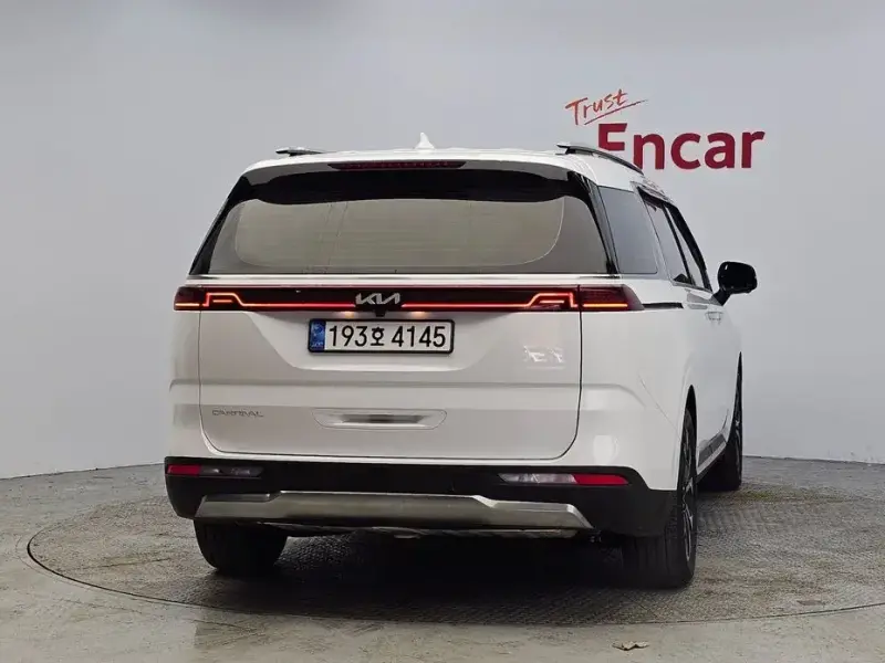 2022 Kia Carnival с пробегом 36 144 км