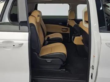 2022 Kia Carnival с пробегом 36 144 км