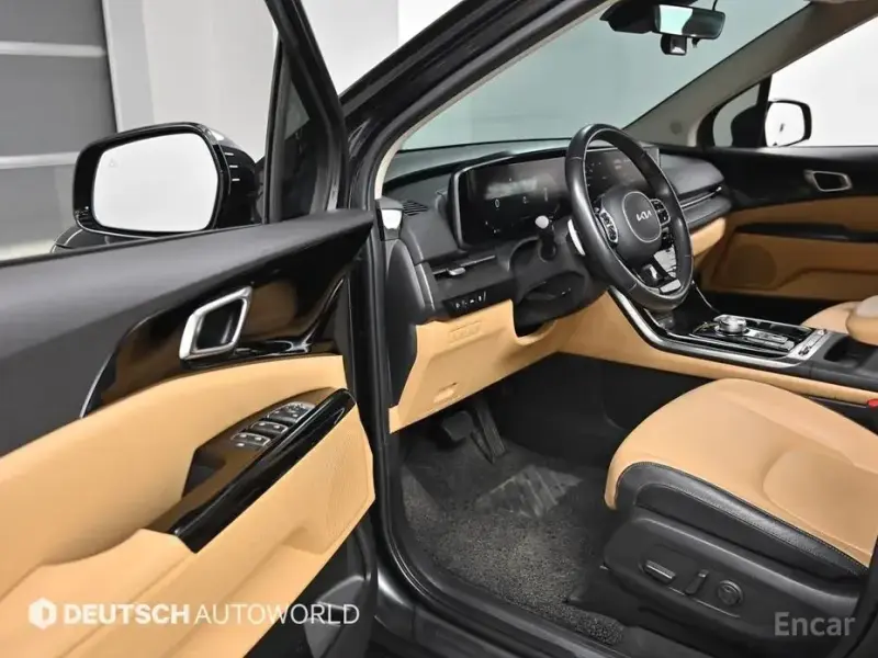 2022 Kia Carnival с пробегом 38 589 км