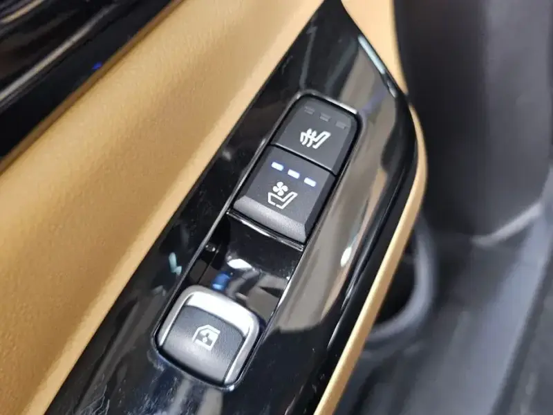 2022 Kia Carnival с пробегом 36 144 км