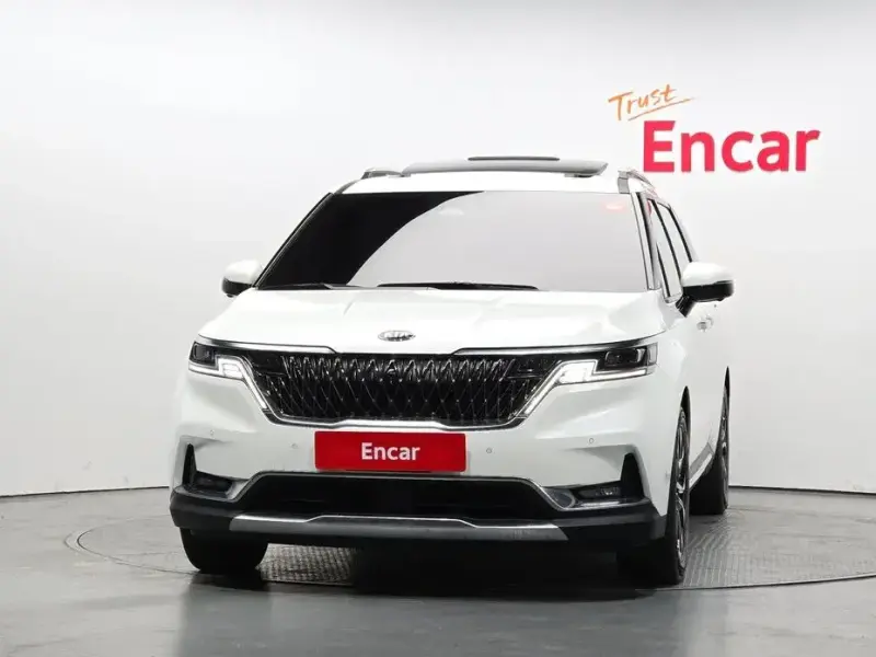 2021 Kia Carnival с пробегом 77 451 км