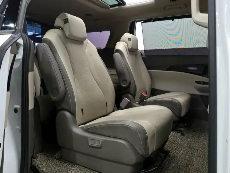 2021 Kia Carnival с пробегом 77 451 км