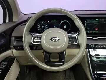 2021 Kia Carnival с пробегом 77 451 км
