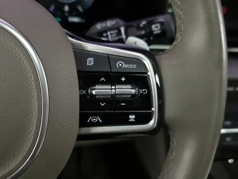 2021 Kia Carnival с пробегом 77 451 км
