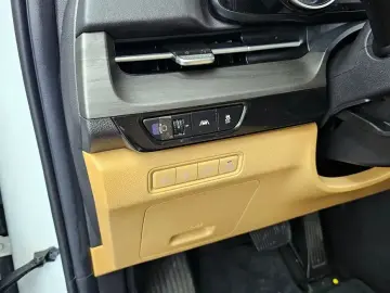 2022 Kia Carnival с пробегом 61 332 км