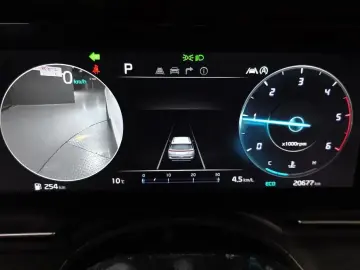 2023 Kia Carnival с пробегом 20 677 км