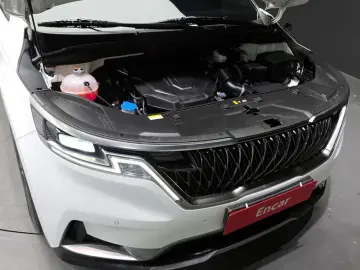 2023 Kia Carnival с пробегом 61 648 км