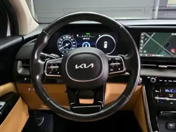 2023 Kia Carnival с пробегом 61 648 км