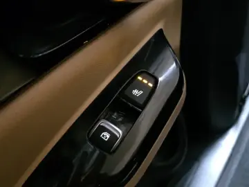 2023 Kia Carnival с пробегом 61 648 км