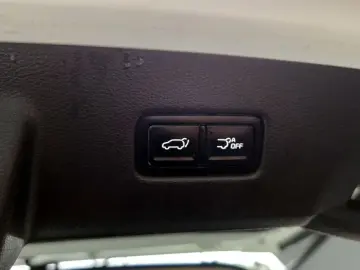 2023 Kia Carnival с пробегом 61 648 км