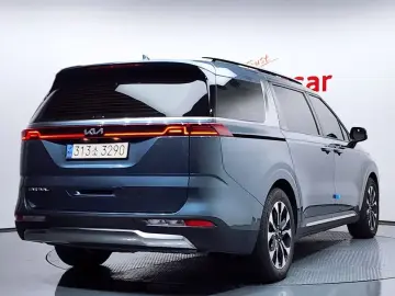 2022 Kia Carnival с пробегом 67 928 км