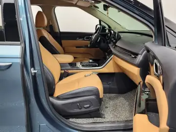 2022 Kia Carnival с пробегом 67 928 км
