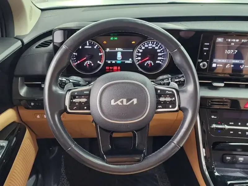 2022 Kia Carnival с пробегом 67 928 км