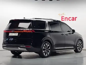 2022 Kia Carnival с пробегом 65 503 км