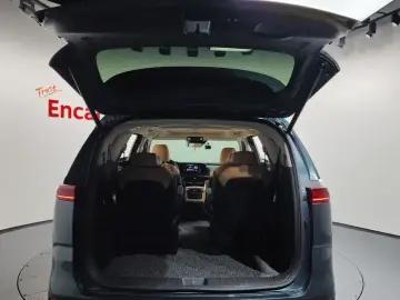 2022 Kia Carnival с пробегом 67 928 км