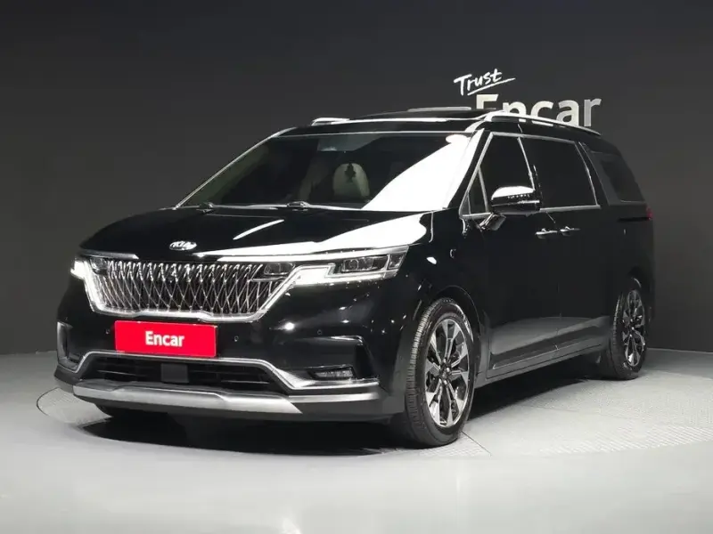 2021 Kia Carnival с пробегом 32 752 км