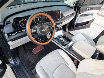 2021 Kia Carnival с пробегом 180 916 км