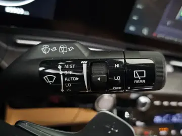 2022 Kia Carnival с пробегом 65 503 км