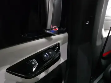 2021 Kia Carnival с пробегом 32 752 км