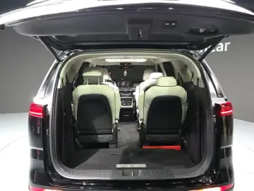 2021 Kia Carnival с пробегом 32 752 км